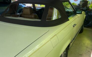 Mercedes-benz-380sl-1984-3