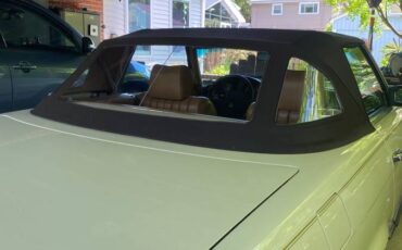 Mercedes-benz-380sl-1984