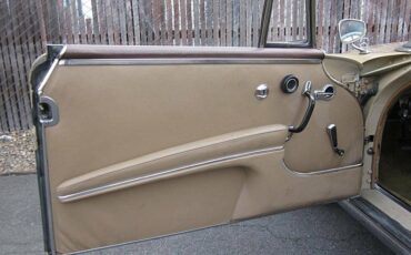 Mercedes-benz-Benz-220-se-coupe-1962-custom-12