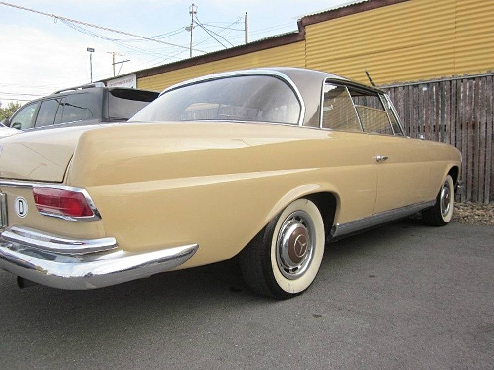 Mercedes-benz-Benz-220-se-coupe-1962-custom-14