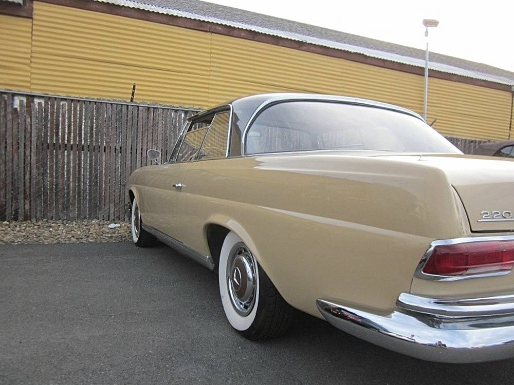 Mercedes-benz-Benz-220-se-coupe-1962-custom-15