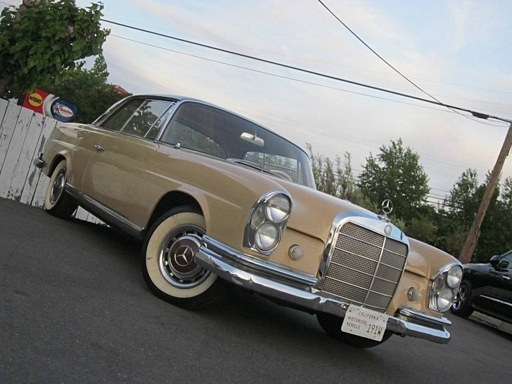 Mercedes-benz-Benz-220-se-coupe-1962-custom
