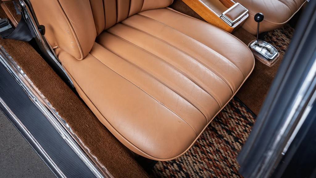 Mercedes-benz-Benz-230sl-1964-green-11