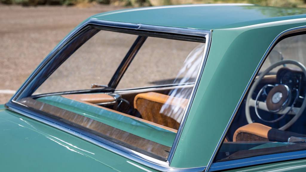 Mercedes-benz-Benz-230sl-1964-green-15