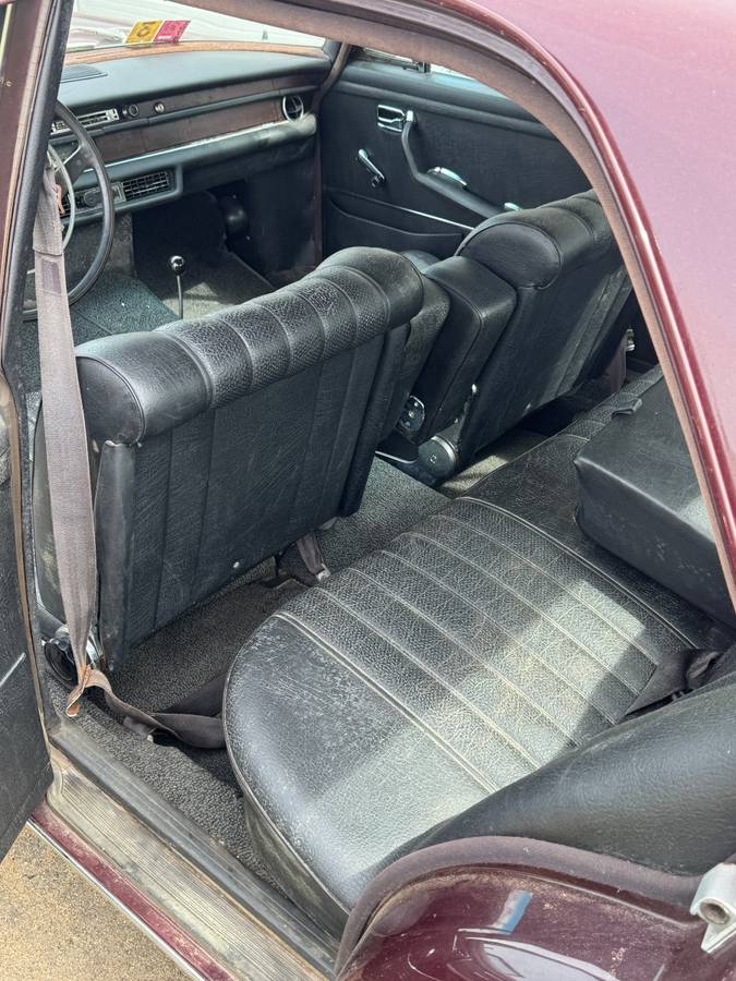 Mercedes-benz-Benz-280-se-1968-14