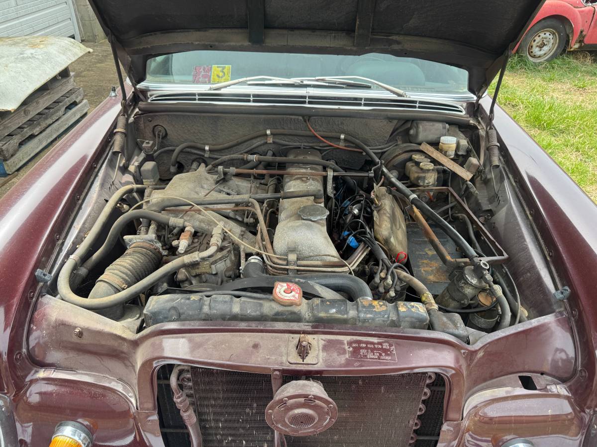 Mercedes-benz-Benz-280-se-1968-17