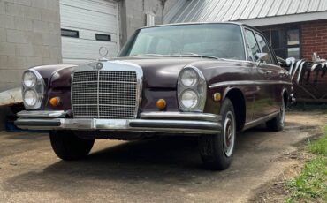 Mercedes-benz-Benz-280-se-1968-2