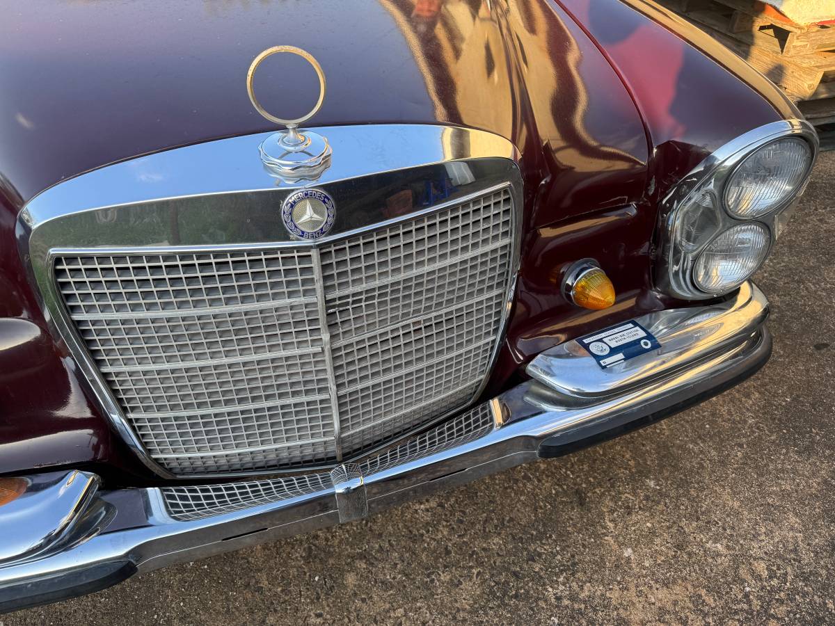Mercedes-benz-Benz-280-se-1968-23