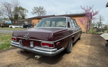 Mercedes-benz-Benz-280-se-1968-8