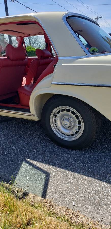 Mercedes-benz-Benz-280se-1972-3