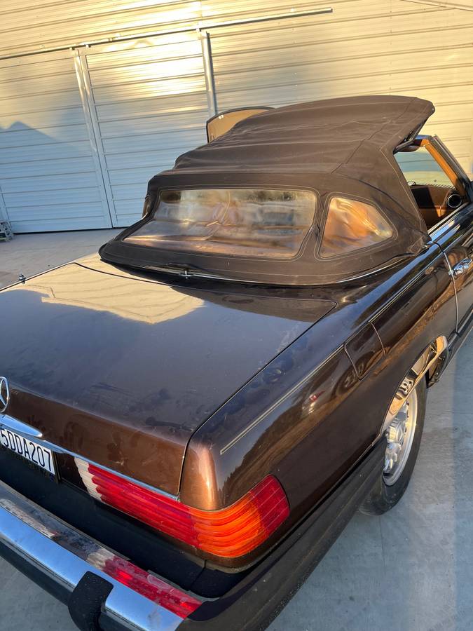 Mercedes-benz-Benz-380sl-1982-brown-12