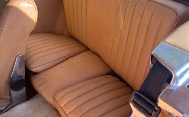 Mercedes-benz-Benz-380sl-1982-brown-4
