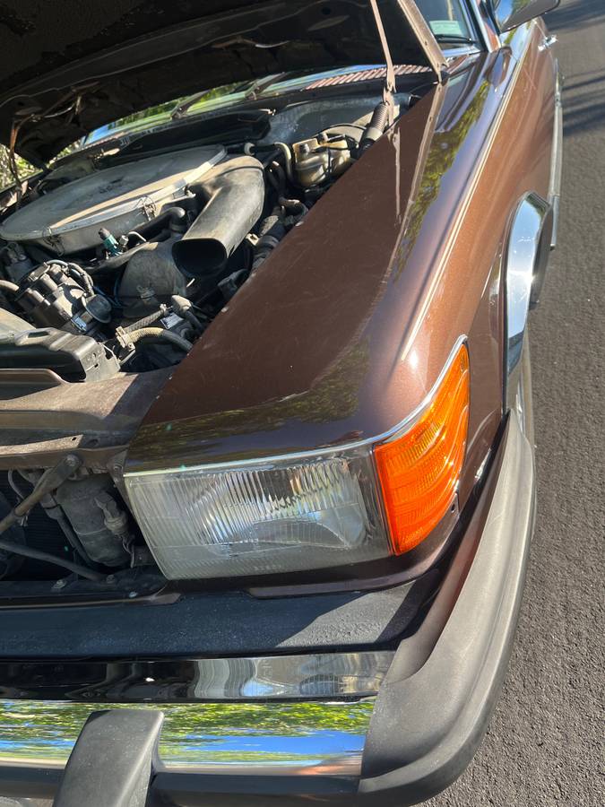 Mercedes-benz-Benz-380sl-1982-brown-9