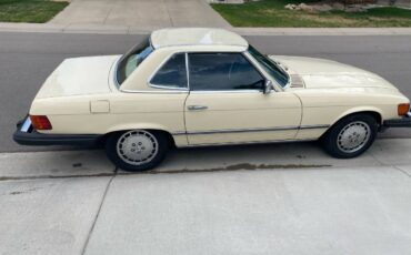 Mercedes-benz-Benz-380sl-1982-yellow-1