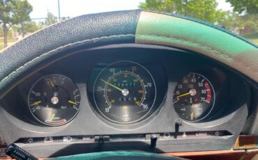 Mercedes-benz-Benz-380sl-1982-yellow-17