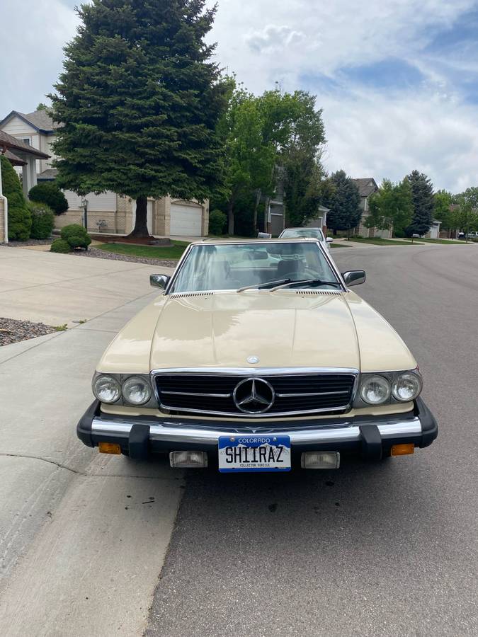 Mercedes-benz-Benz-380sl-1982-yellow-4
