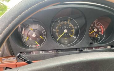 Mercedes-benz-Benz-380sl-1982-yellow-6