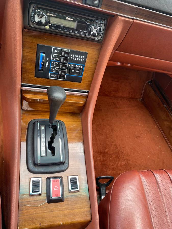 Mercedes-benz-Benz-380sl-1982-yellow-8