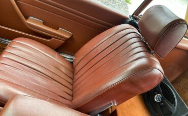 Mercedes-benz-Benz-380sl-1982-yellow-9