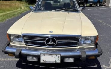 Mercedes-benz-Benz-380sl-1983-white-2