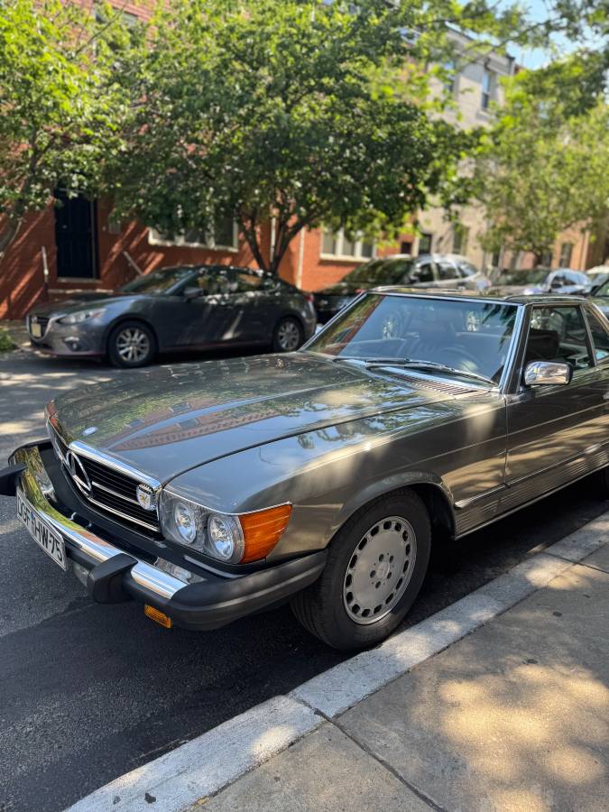 Mercedes-benz-Benz-380sl-1985-4