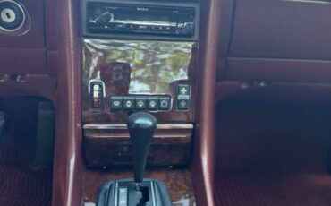 Mercedes-benz-Benz-380sl-1985-8