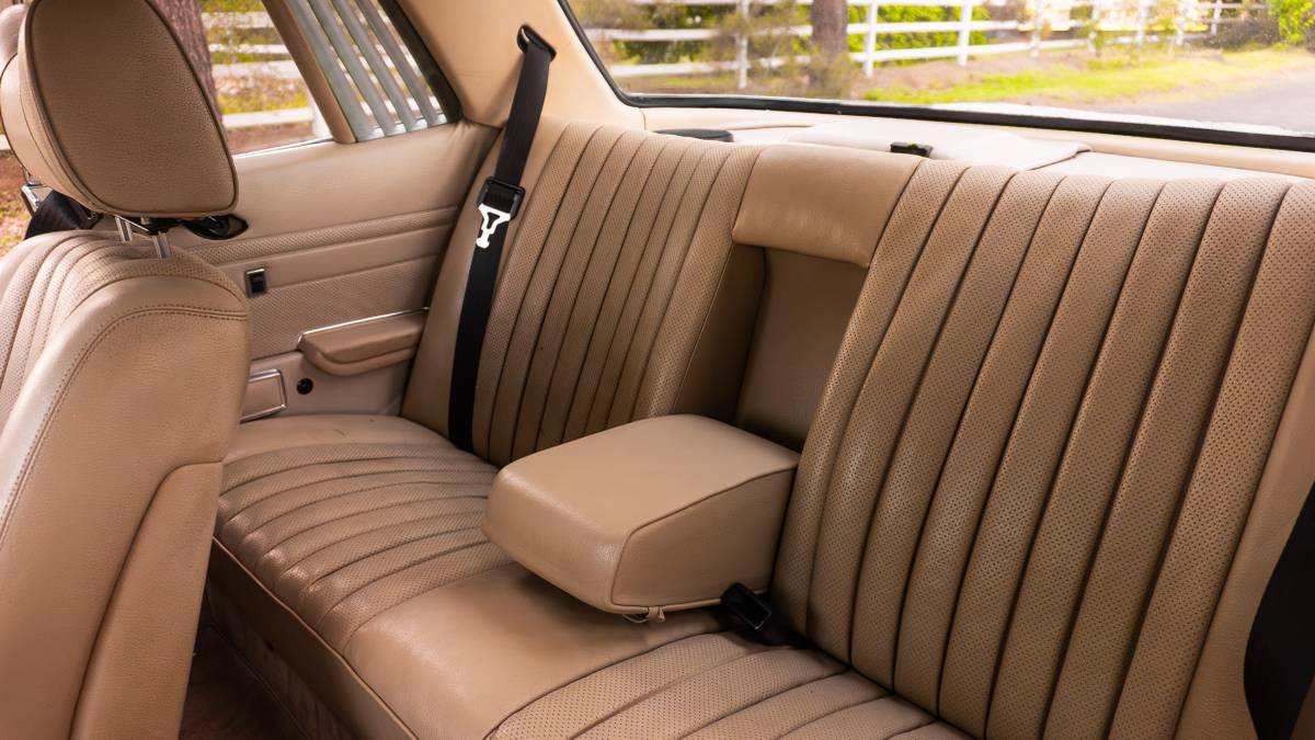 Mercedes-benz-Benz-450-slc-1978-white-19