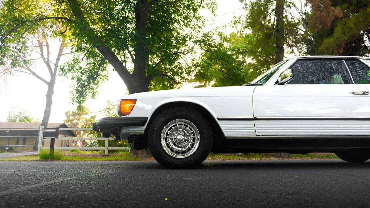 Mercedes-benz-Benz-450-slc-1978-white-9