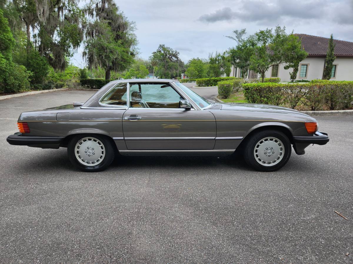 Mercedes-benz-Benz-560sl-1986-grey-1