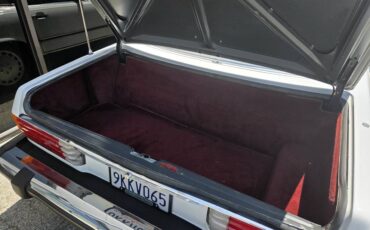 Mercedes-benz-Benz-560sl-1987-18