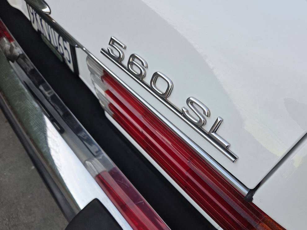 Mercedes-benz-Benz-560sl-1987-22
