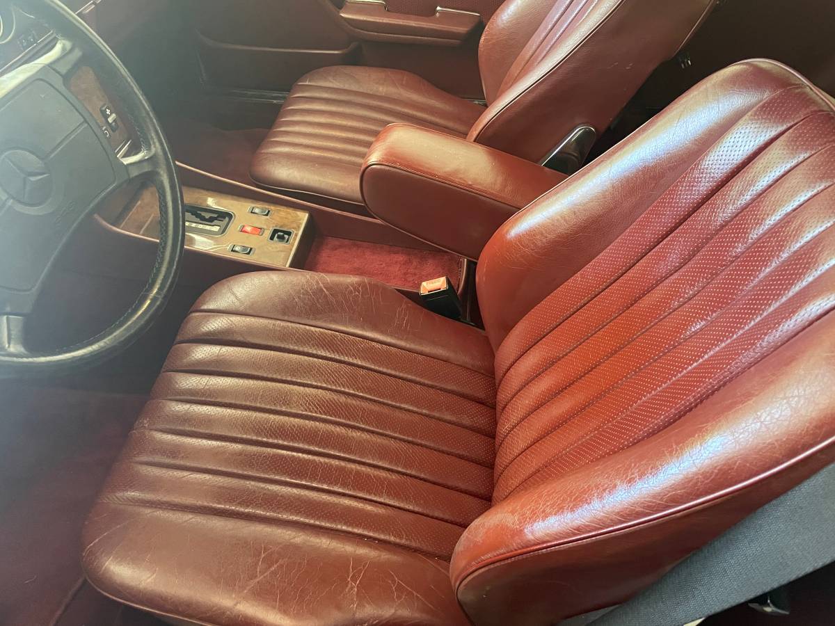 Mercedes-benz-Benz-560sl-1987-white-13