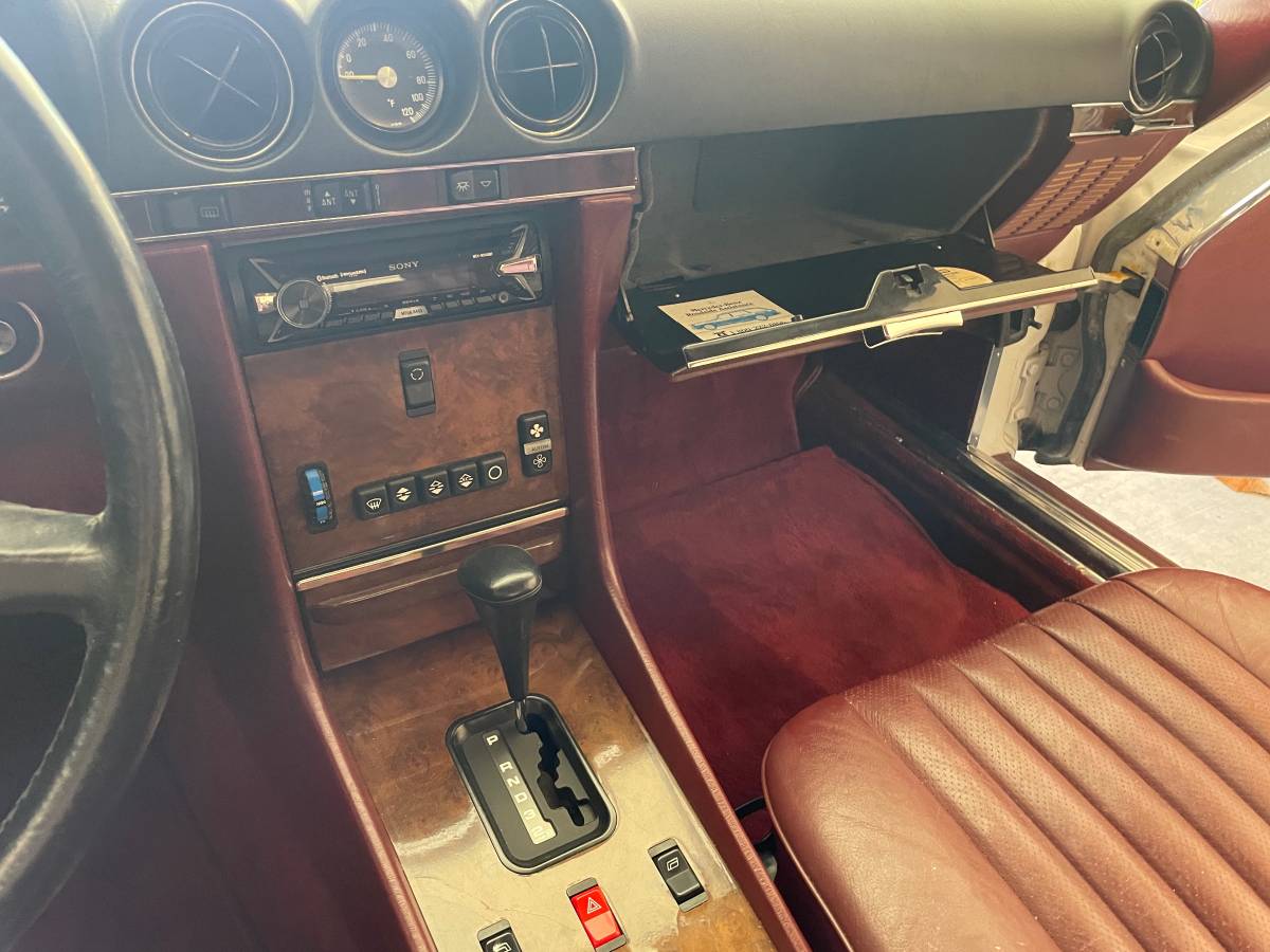 Mercedes-benz-Benz-560sl-1987-white-16