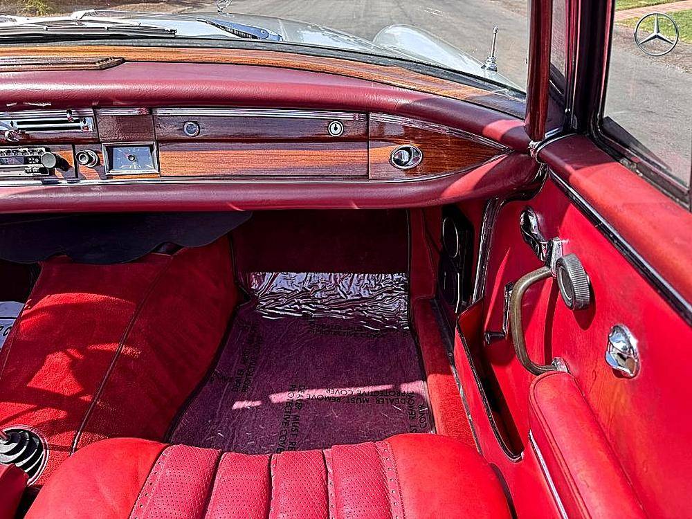 Mercedes-benz-Benz-s220-1962-red-10