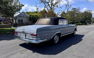 Mercedes-benz-Benz-s220-1962-red-2