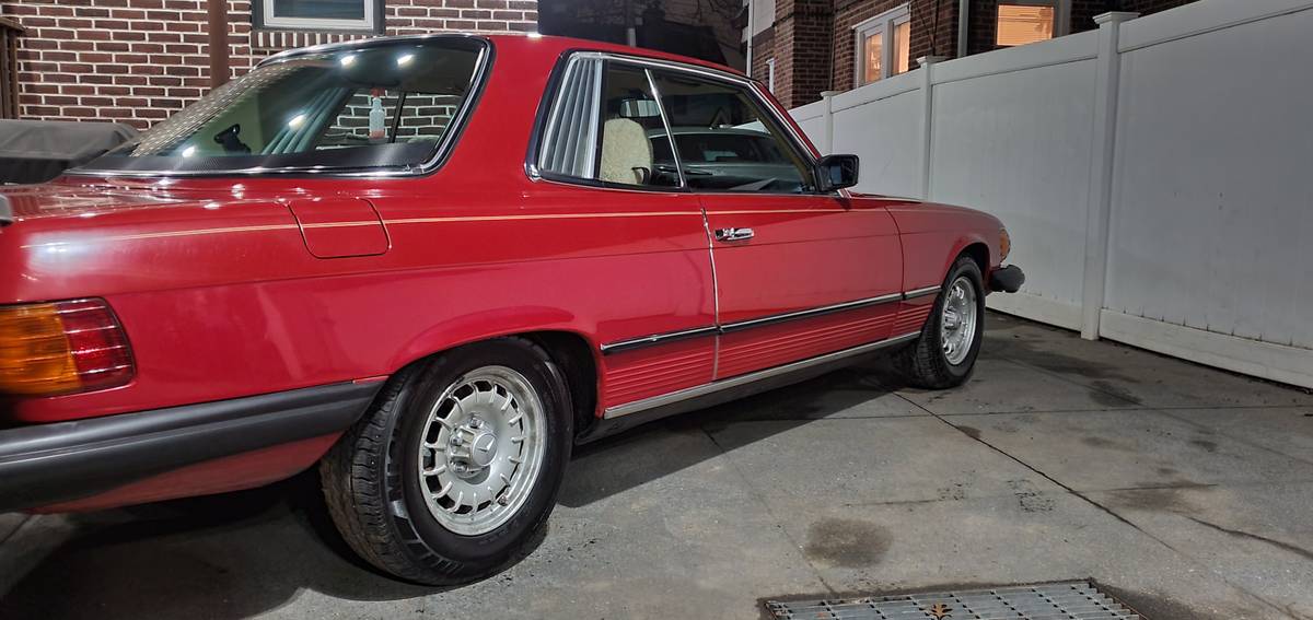 Mercedes-benz-Benz-slc380-1981-red-12