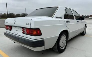 Mercedes-benz-benz-190-190e-2.6-1993-white-2