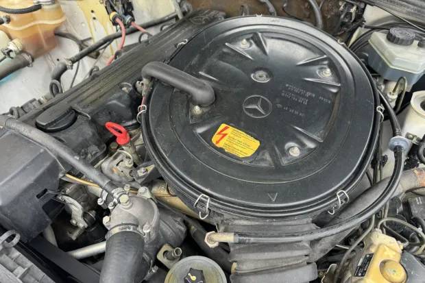 Mercedes-benz-benz-190-190e-2.6-1993-white-6