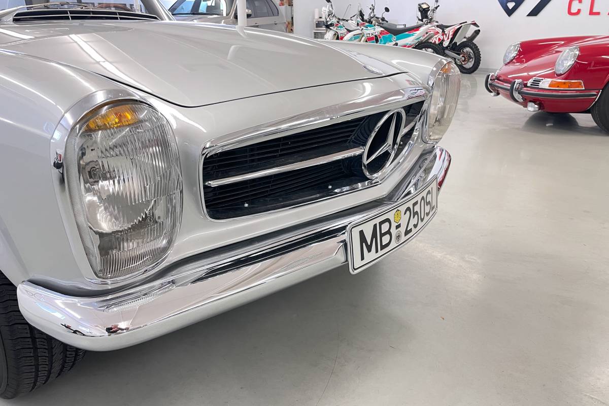 Mercedes-benz-benz-250sl-1967-silver-8