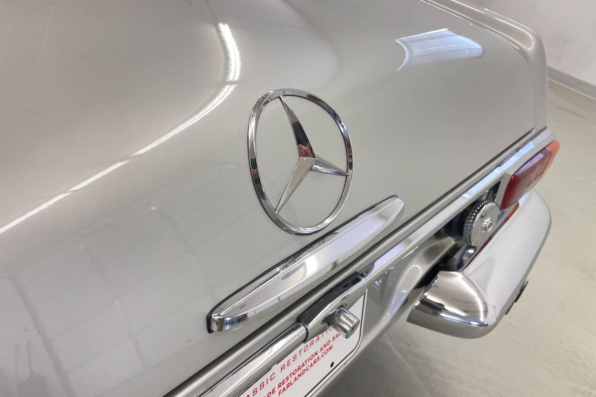 Mercedes-benz-benz-250sl-1967-silver-9