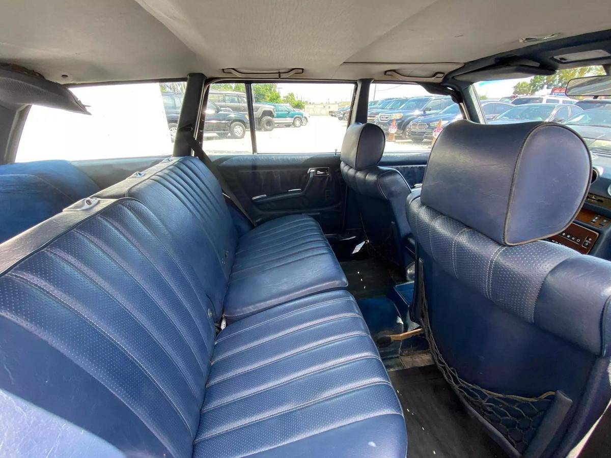Mercedes-benz-benz-300-diesel-1983-blue-10