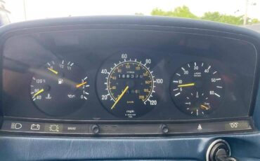 Mercedes-benz-benz-300-diesel-1983-blue-17