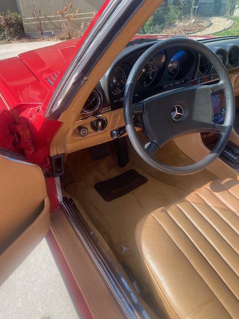 Mercedes-benz-benz-380-380sl-1984-red-3