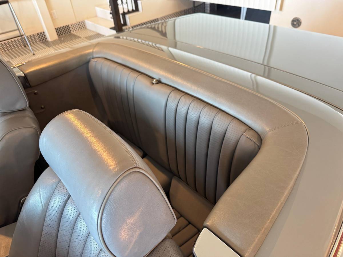 Mercedes-benz-benz-380sl-1982-silver-10