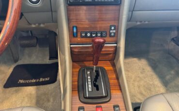 Mercedes-benz-benz-380sl-1982-silver-13