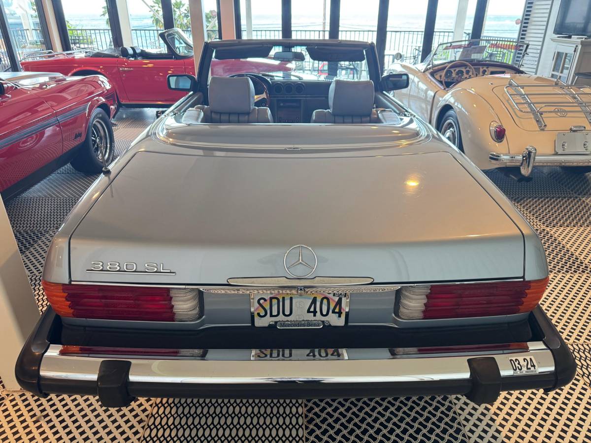Mercedes-benz-benz-380sl-1982-silver-6