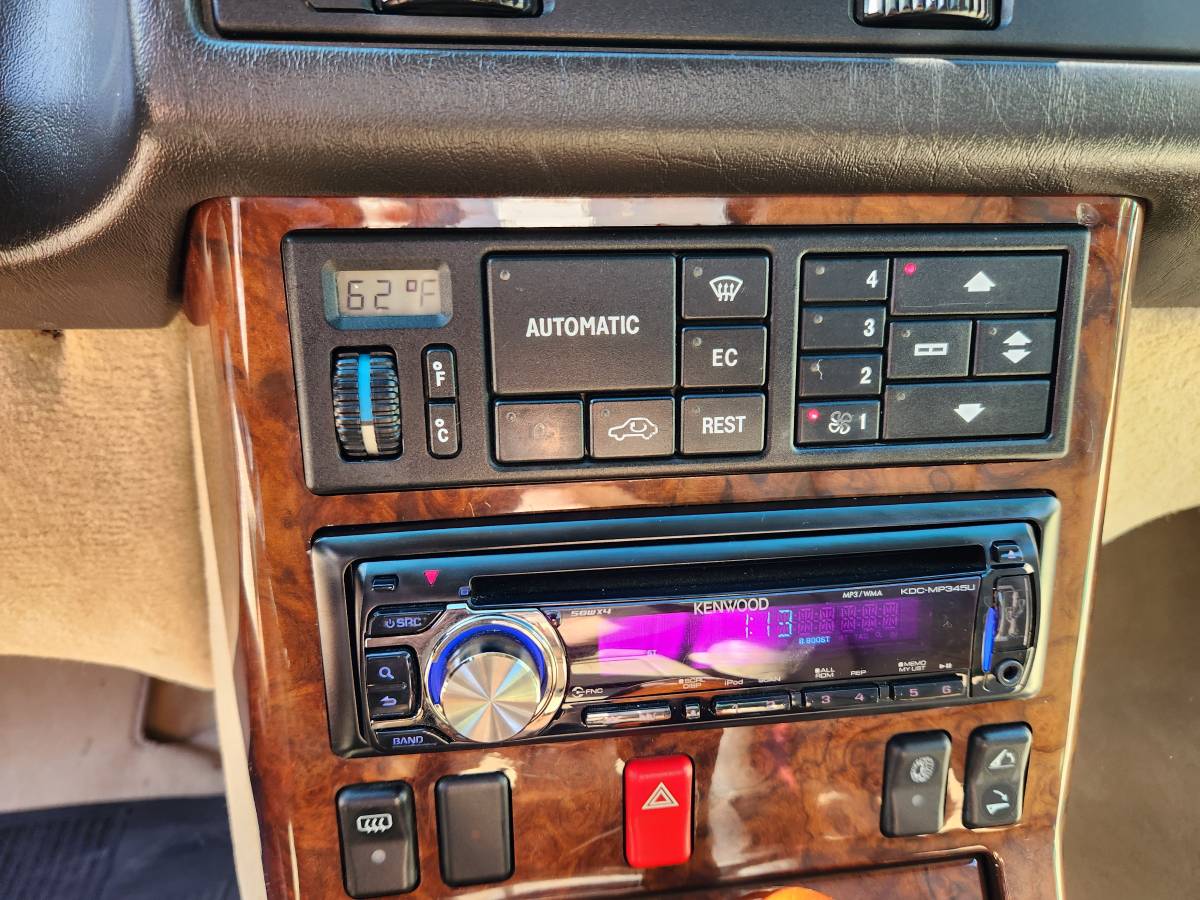 Mercedes-benz-benz-500-500sl-1993-9