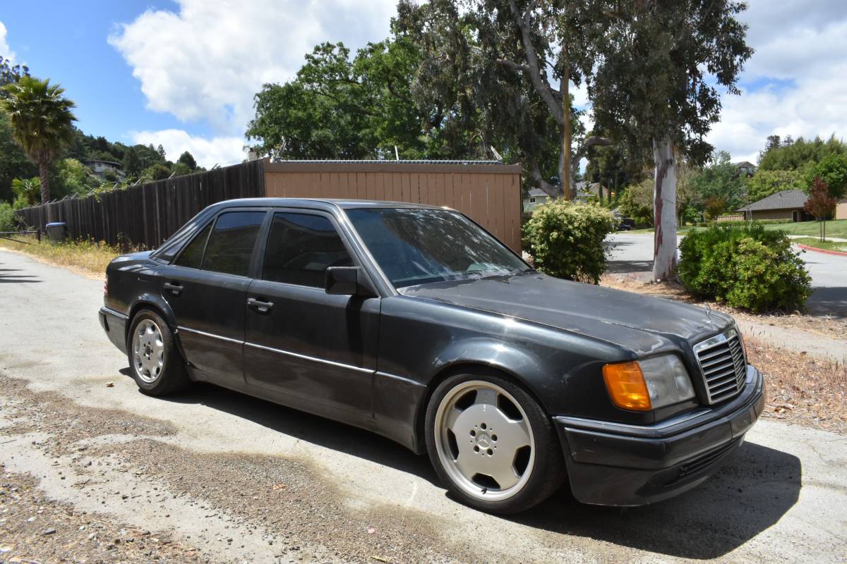 Mercedes-benz-benz-500e-1993-grey-13