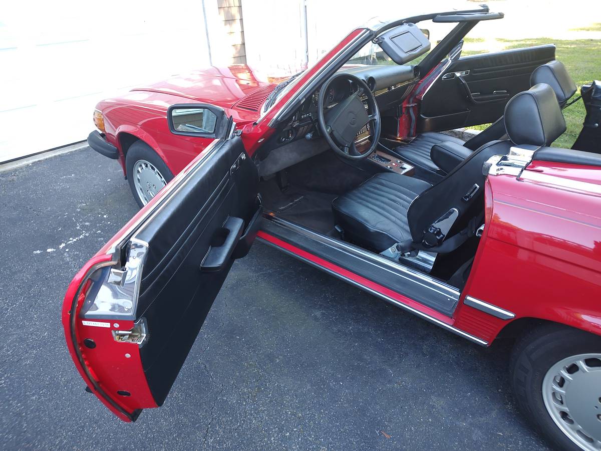 Mercedes-benz-benz-560-560sl-1987-red-14