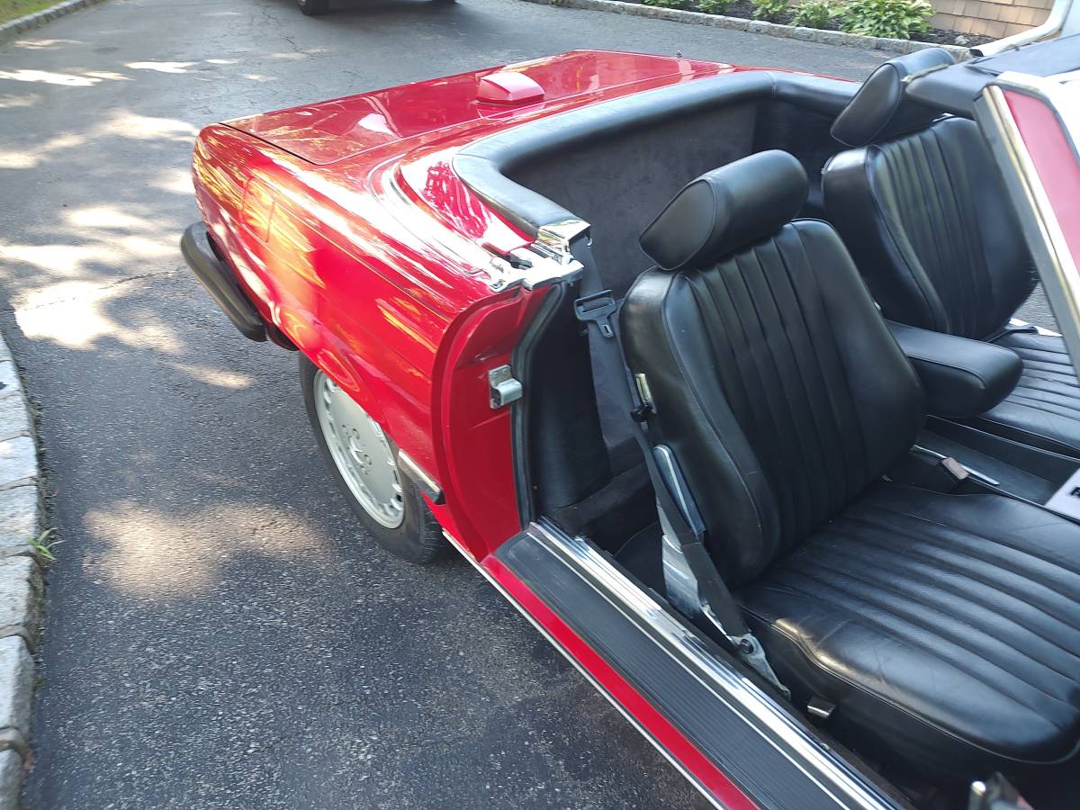 Mercedes-benz-benz-560-560sl-1987-red-6